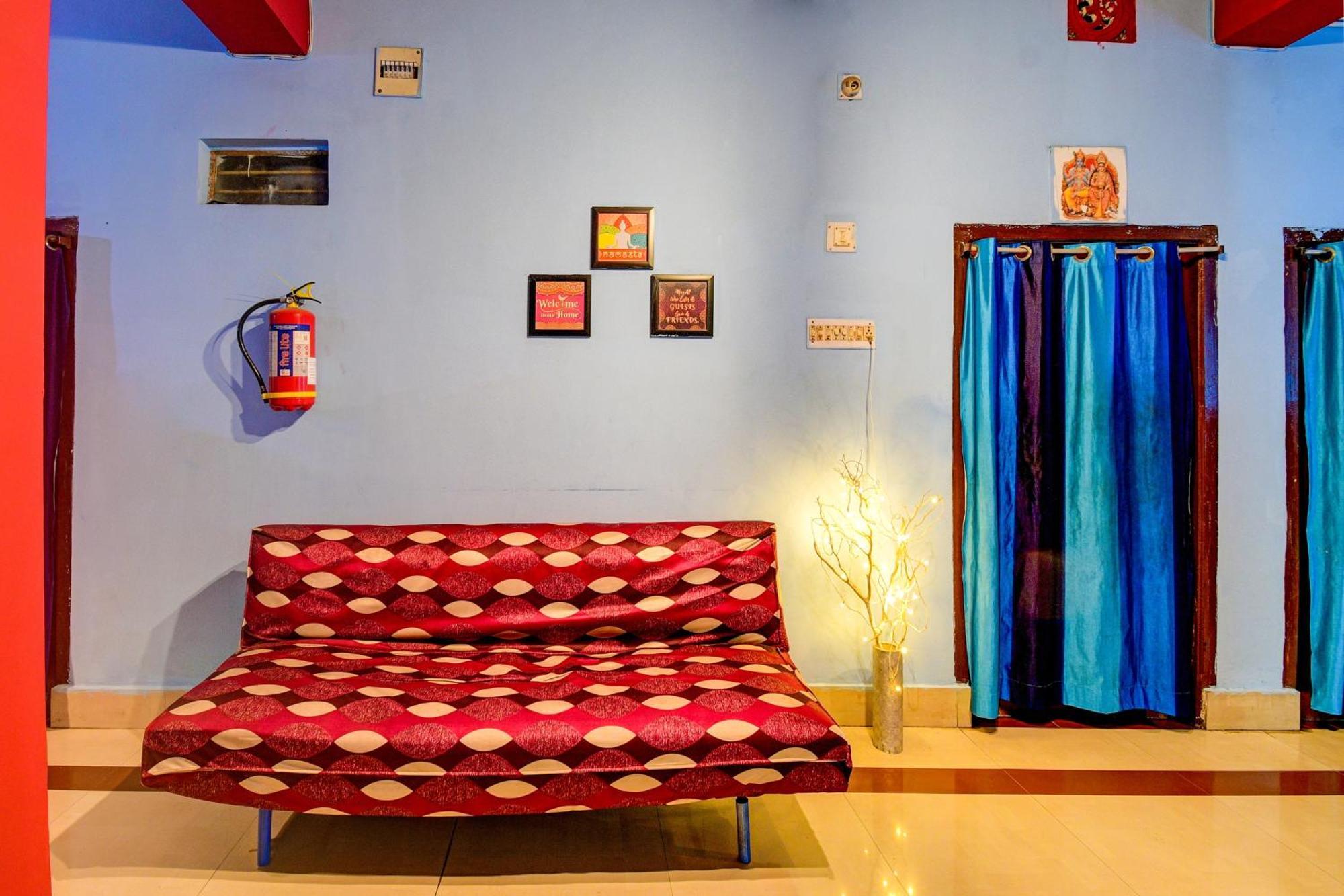 Baripada Oyo Flagship Pratikshya Guest House מראה חיצוני תמונה